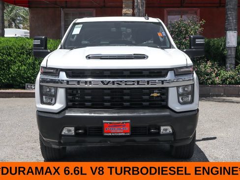 Used 2022 Chevrolet Silverado 2500 LT w/ Convenience Package AWD/4WD image 3