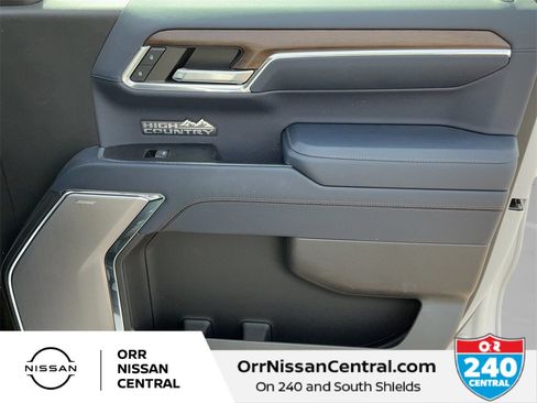 Used 2024 Chevrolet Silverado 1500 High Country w/ High Country Premium Package image 10