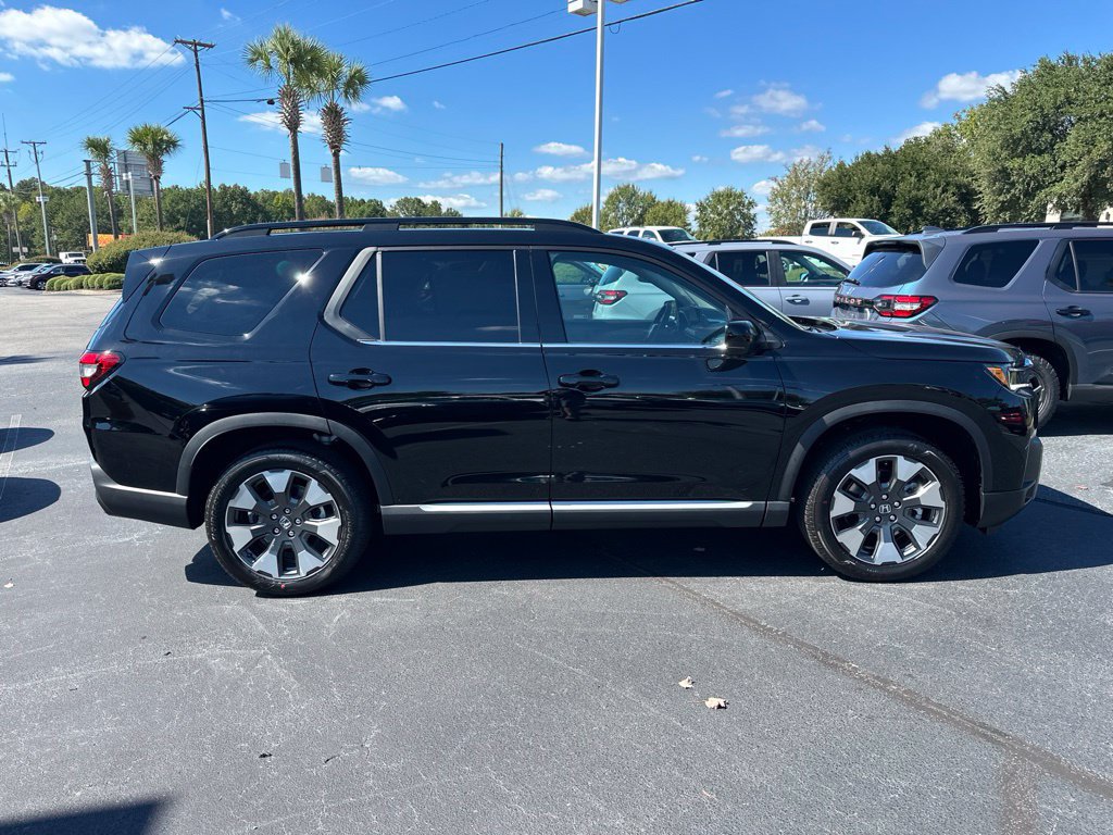 New 2026 Honda Pilot Elite image 2