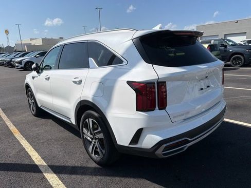 Used 2023 Kia Sorento SX Prestige AWD/4WD image 4