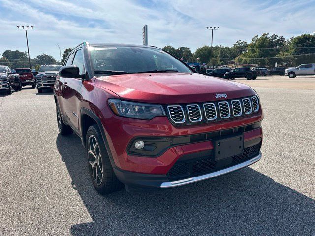 Used 2025 Jeep Compass Limited AWD/4WD image 2