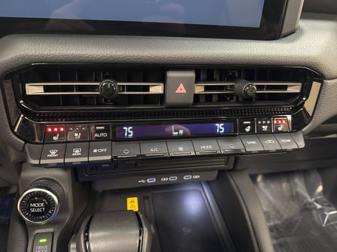 Used 2025 Toyota Land Cruiser w/ Premium Package AWD/4WD image 41
