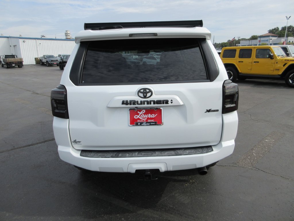 Used 2020 Toyota 4Runner SR5 Premium w/ Moonroof Package AWD/4WD image 7