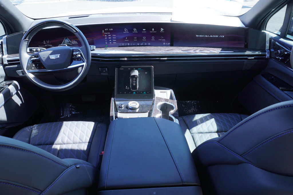 New 2026 Cadillac Escalade IQ Luxury 1 AWD/4WD image 10