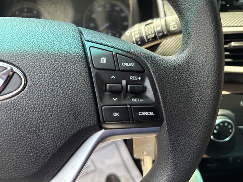Used 2020 Hyundai Tucson SE FWD image 18