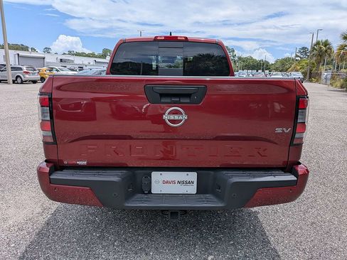 Used 2024 Nissan Frontier SV w/ SV Convenience Package RWD image 4