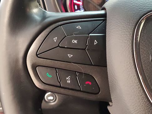 Used 2020 Dodge Challenger SXT RWD image 11