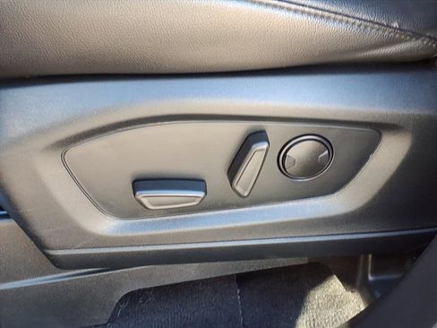 Used 2022 Ford Explorer ST w/ ST Street Pack image 12