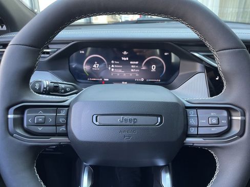 New 2026 Jeep Cherokee Laredo AWD/4WD image 28