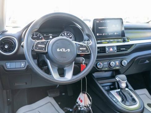 Used 2023 Kia Forte LXS image 12