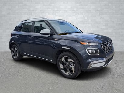 New 2025 Hyundai Venue Limited