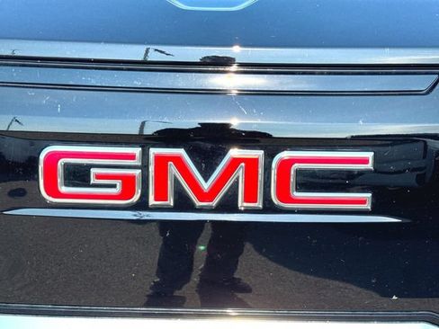 Used 2026 GMC Sierra EV Denali AWD/4WD image 31