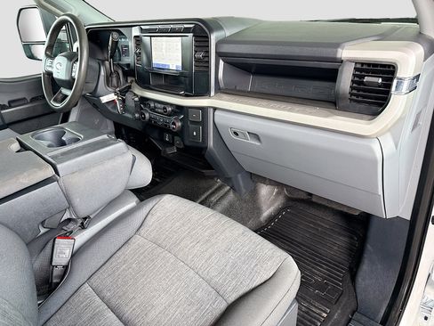 Used 2023 Ford F250 XL image 28