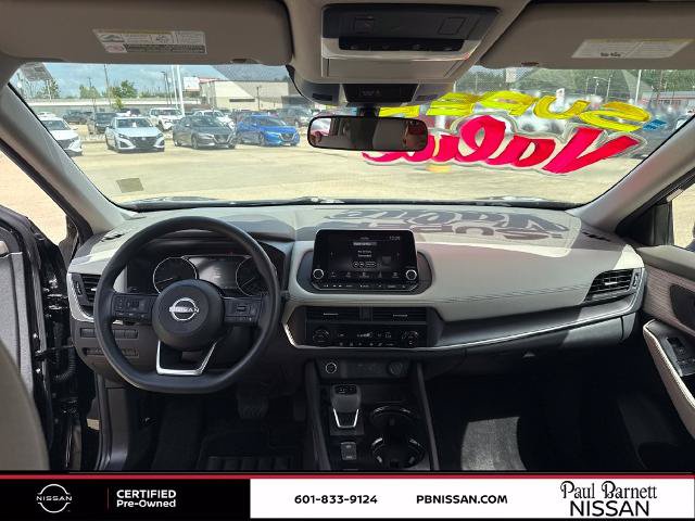 Certified 2023 Nissan Rogue SV FWD image 24