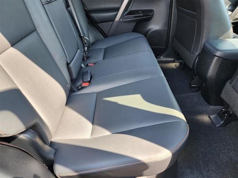 Used 2017 Toyota RAV4 SE AWD/4WD image 19