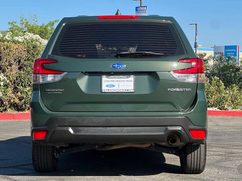 Used 2023 Subaru Forester AWD/4WD image 7