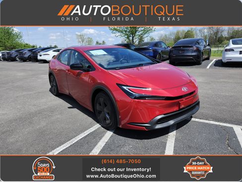 Used 2024 Toyota Prius LE FWD image 1
