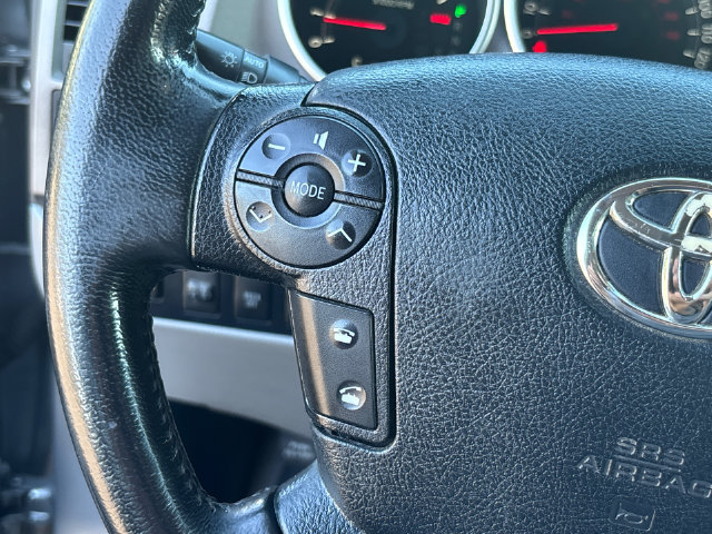 Used 2011 Toyota Tundra Limited w/ Platinum Pkg AWD/4WD image 29