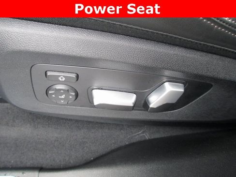 Used 2024 BMW X5 xDrive40i w/ Premium Package image 23