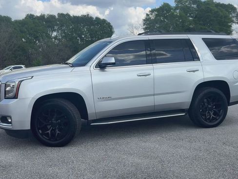 Certified 2020 GMC Yukon SLE w/ Convenience Package image 5