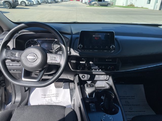 Used 2024 Nissan Rogue SV AWD/4WD image 22