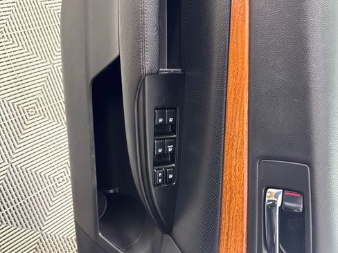 Used 2013 Subaru Outback 2.5i Limited w/ Moonroof Pkg image 12