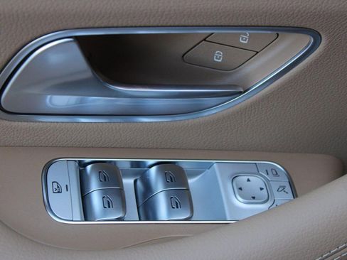 New 2026 Mercedes-Benz GLE 450 4MATIC image 13