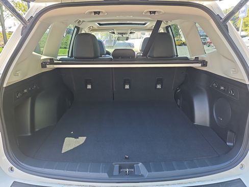 Certified 2023 Subaru Forester Touring AWD/4WD image 35