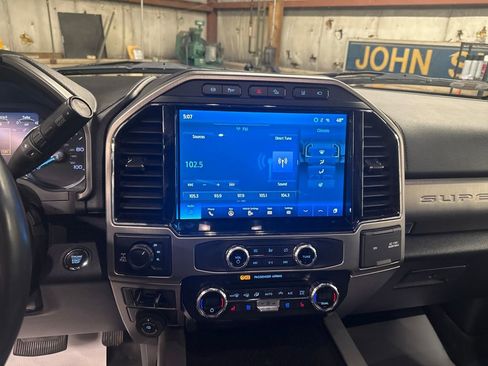 Used 2022 Ford F350 Platinum w/ Tremor Off-Road Package image 18