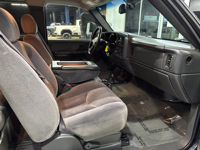 Used 2003 GMC Sierra 2500 SLE w/ Snow Plow Prep Package AWD/4WD image 18