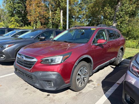 Used 2020 Subaru Outback Premium AWD/4WD image 3