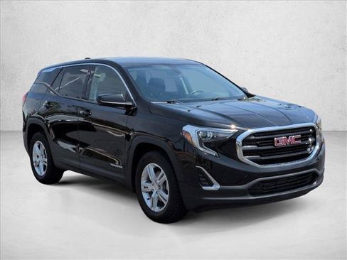 Used 2018 GMC Terrain SLE FWD image 2