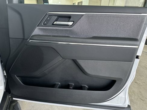 New 2026 GMC Sierra EV Elevation w/ LPO, Elevation Dark Package image 34