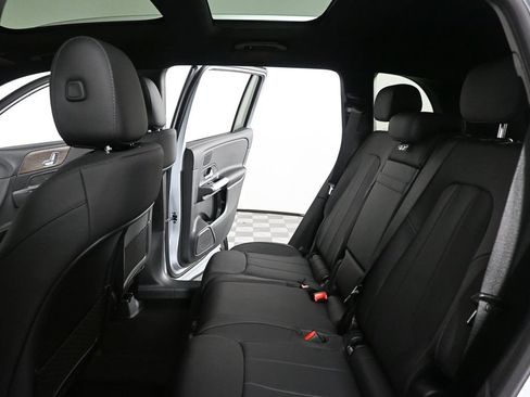 New 2026 Mercedes-Benz GLB 250 image 19