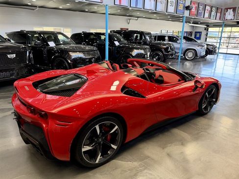 Used 2025 Ferrari SF90 Spider AWD/4WD image 12