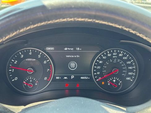 Used 2019 Kia Stinger GT2 RWD image 17