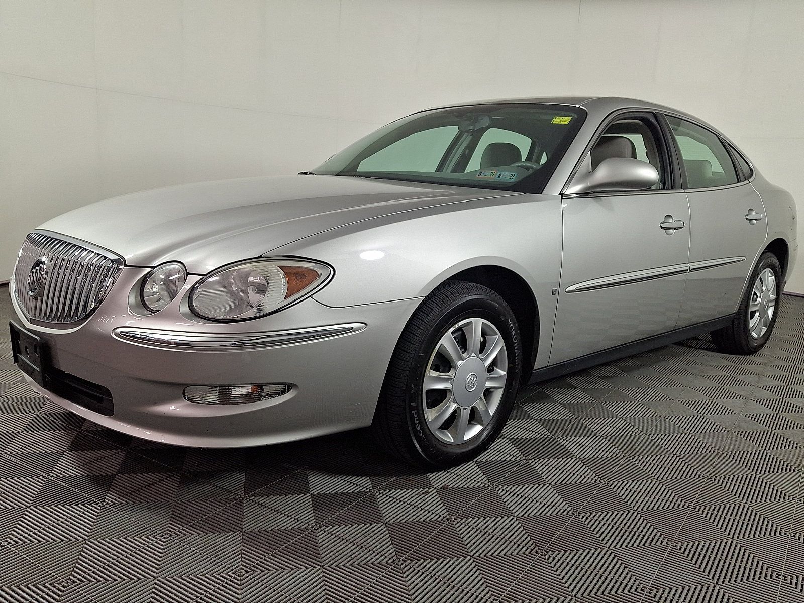 Used 2008 Buick LaCrosse CX FWD image 5