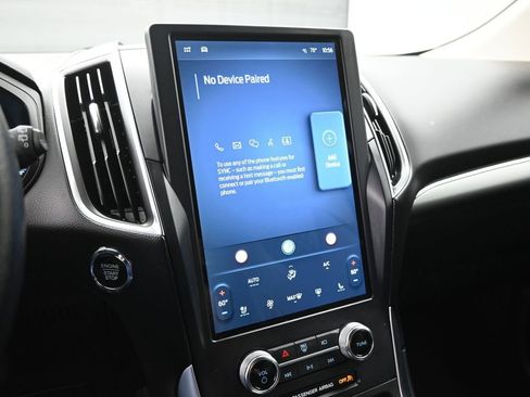 Used 2024 Ford Edge Titanium image 15