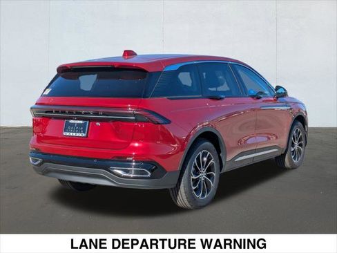 New 2026 Lincoln Nautilus Premier image 2