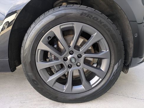 Used 2024 Land Rover Range Rover Sport Dynamic SE image 32