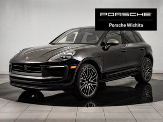 New 2026 Porsche Macan Turbo video 1