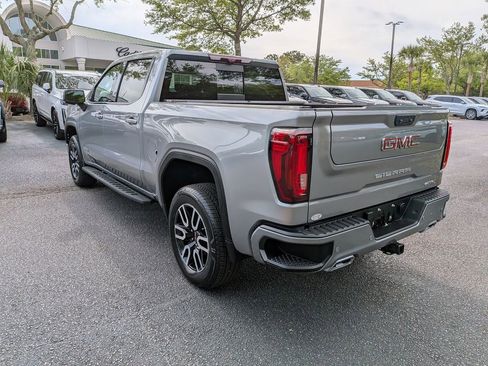 Used 2023 GMC Sierra 1500 AT4 w/ AT4 Premium Package AWD/4WD image 6