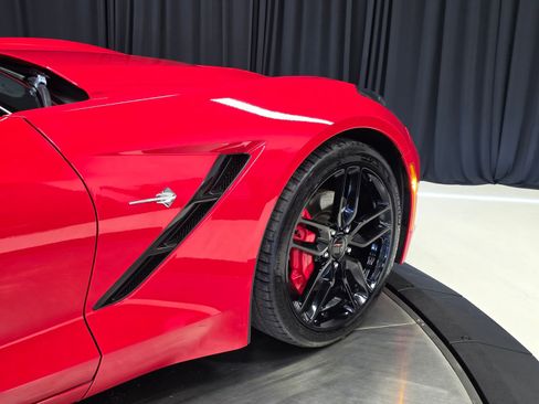 Used 2016 Chevrolet Corvette Stingray Coupe w/ 2LT Preferred Equipment Group RWD image 5