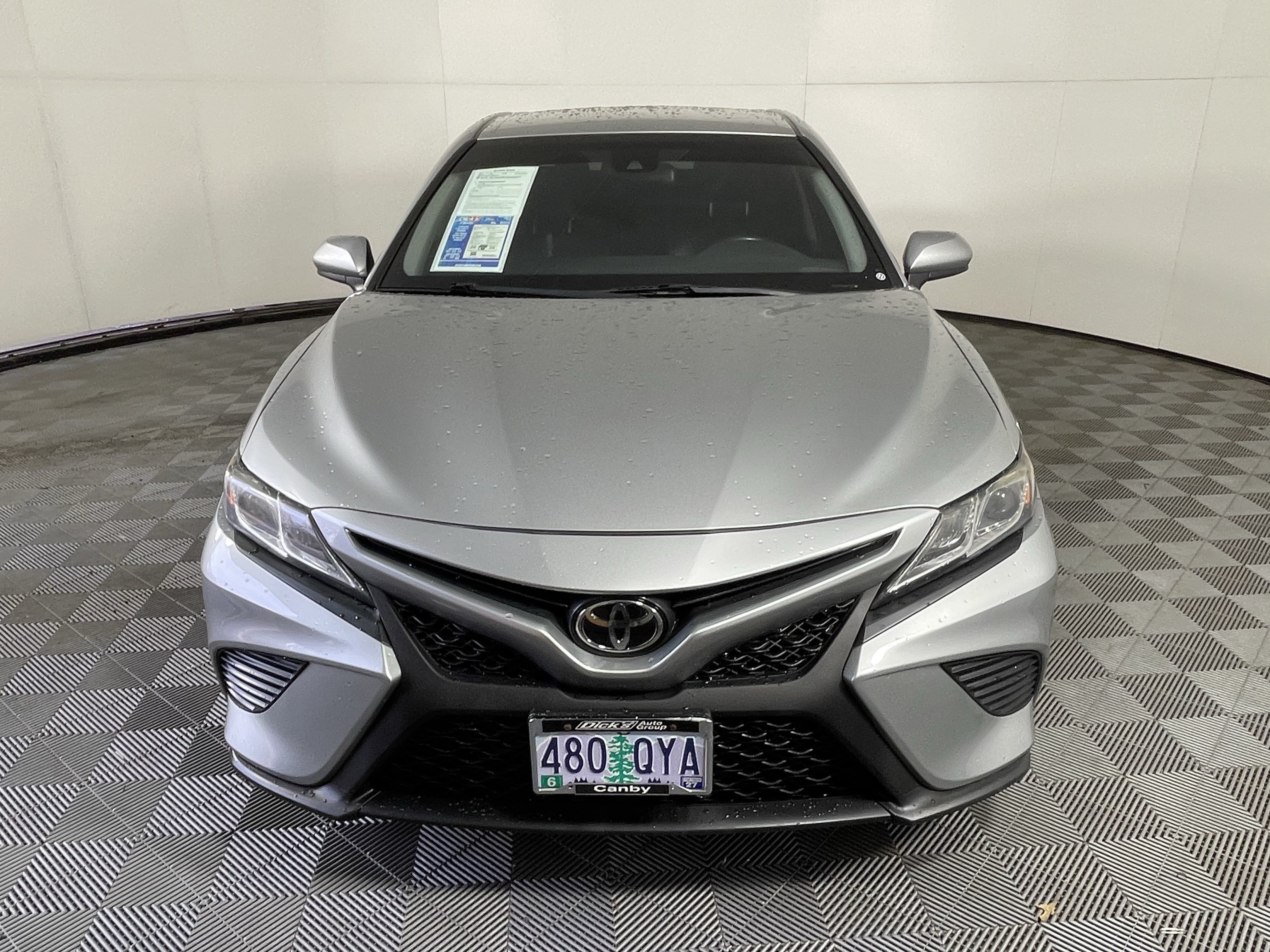 Used 2018 Toyota Camry SE FWD image 8
