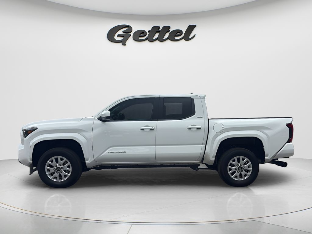 Used 2024 Toyota Tacoma SR5 RWD image 8