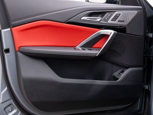 Certified 2025 BMW X2 xDrive28i w/ Premium Package image 13