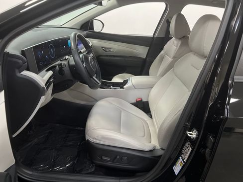 Used 2025 Hyundai Tucson SEL FWD image 11