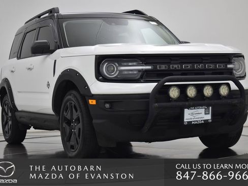 Used 2022 Ford Bronco Sport Outer Banks w/ Tech Package AWD/4WD image 12
