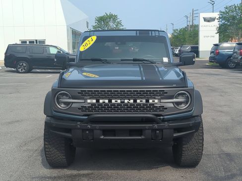Used 2024 Ford Bronco Badlands AWD/4WD image 9