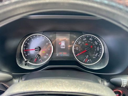 Used 2022 Toyota RAV4 XLE AWD/4WD image 20